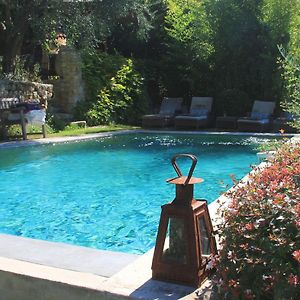 Les Rosees
